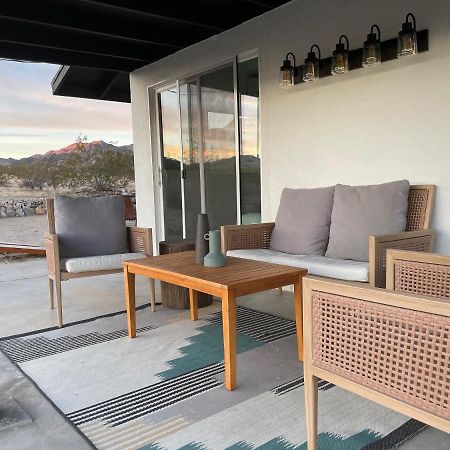Villa 1 Minute To Joshua Tree National Park, Hot Tub, Stars, Private - The Wkndr Twentynine Palms Esterno foto