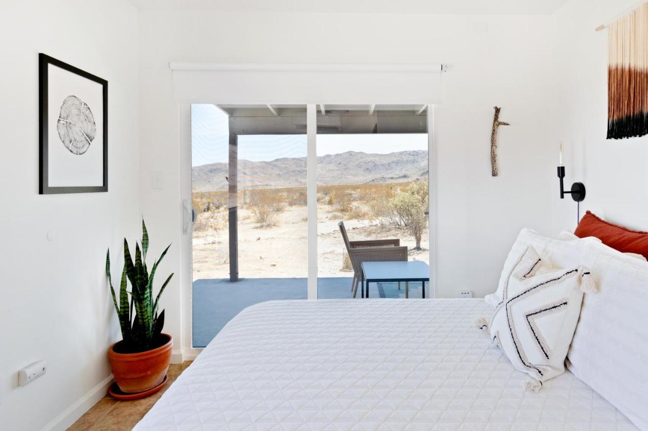 Villa 1 Minute To Joshua Tree National Park, Hot Tub, Stars, Private - The Wkndr Twentynine Palms Esterno foto