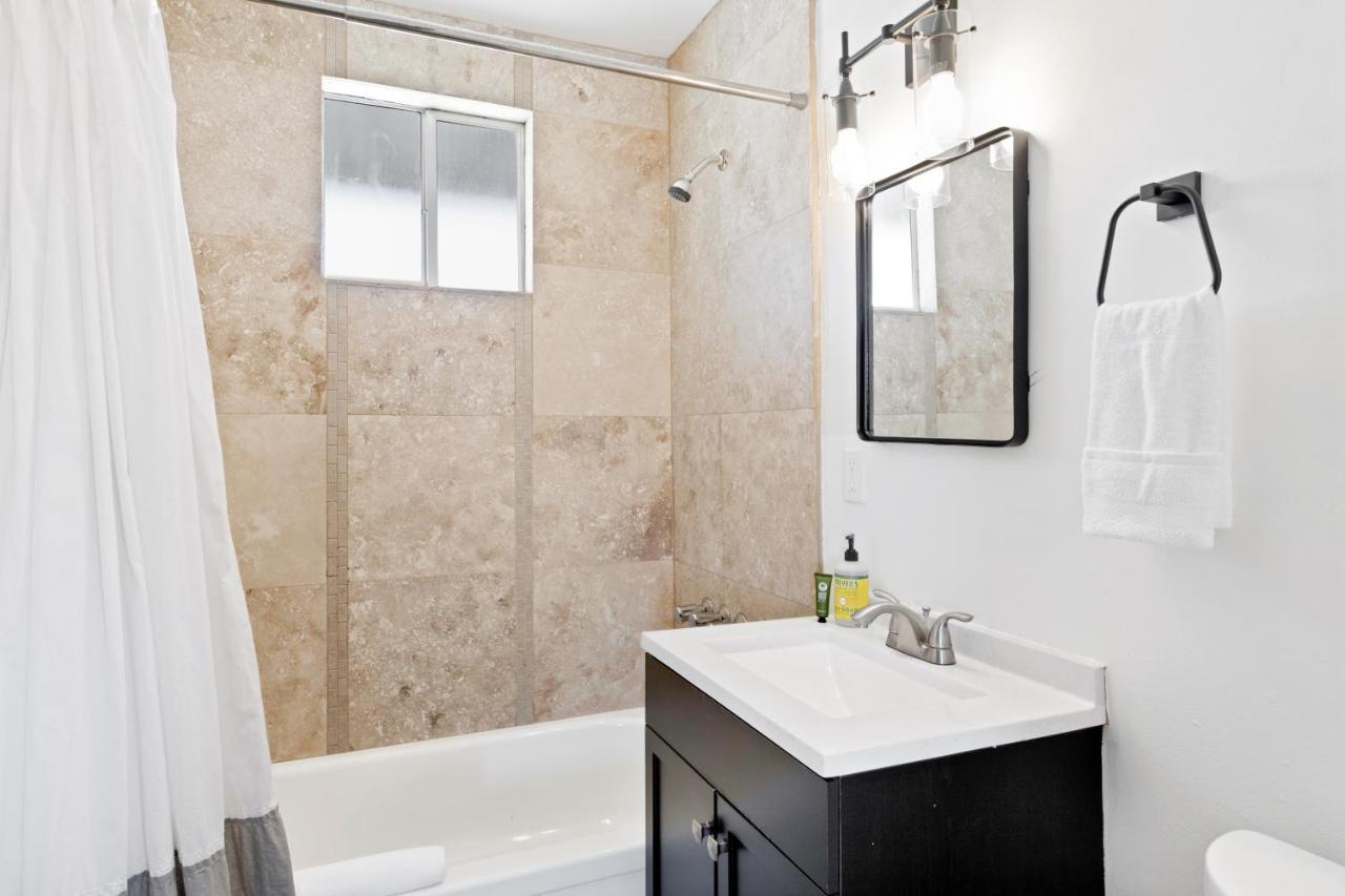 Villa 1 Minute To Joshua Tree National Park, Hot Tub, Stars, Private - The Wkndr Twentynine Palms Esterno foto
